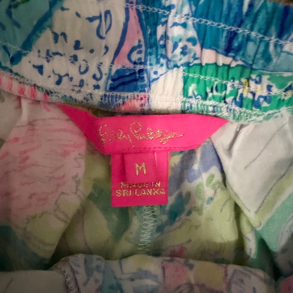 Lilly Pulitzer Multicolor Patterned Shorts - Picture 2 of 2